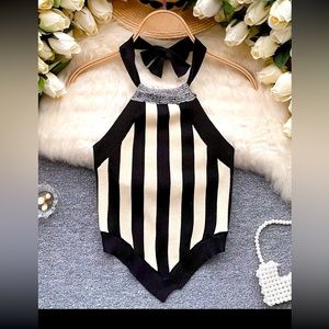 Shein halter bandanna black cream small top shirt